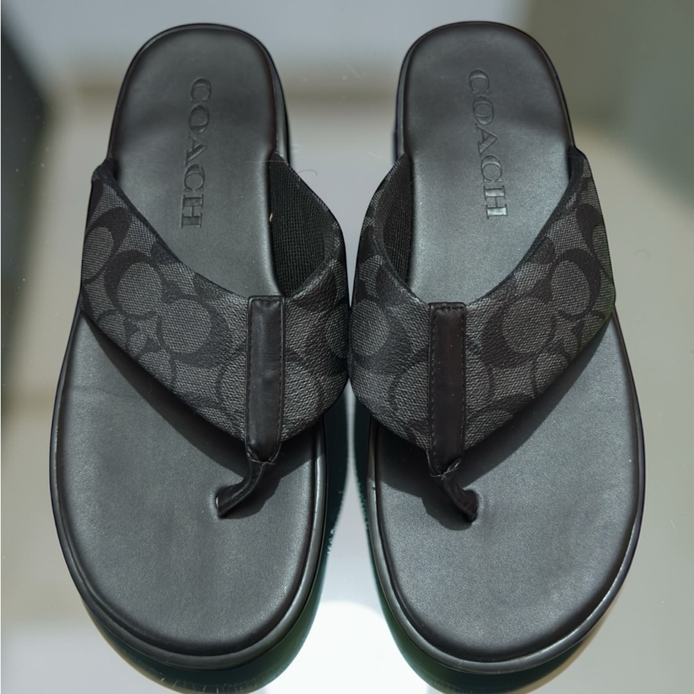 COACH Retail $128 Charcoal Signature “C” Coated Canvas Sandals. UNISEX. Size 43. - Picture 7 of 8
